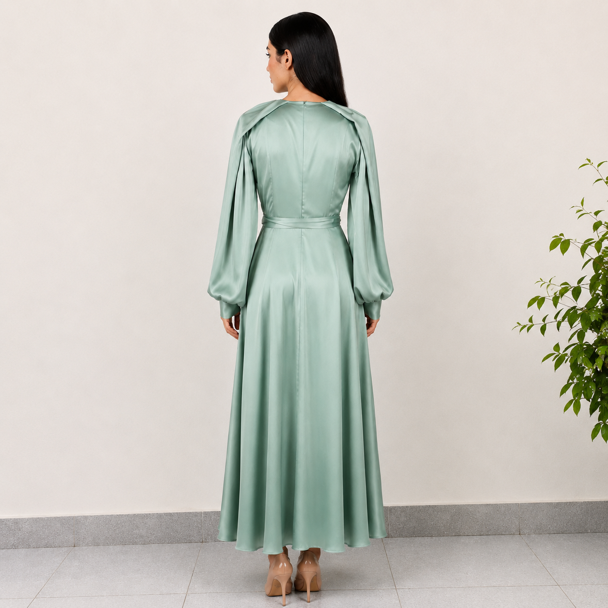 LONG SLEEVE TUNIC DRESS IN MATT SATIN