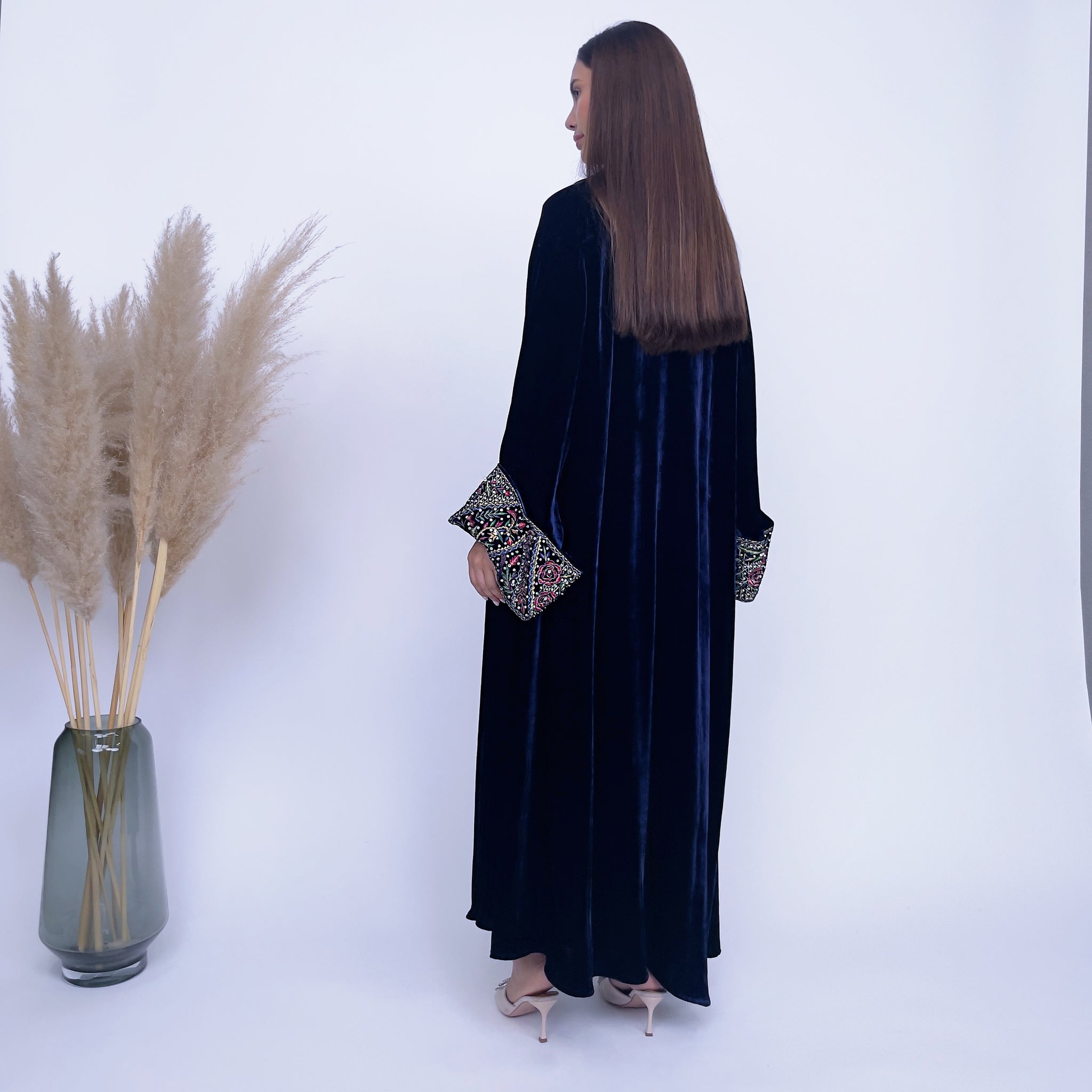 RAM24 HESSA NAVY BLUE SILK VELVET ABAYA SET