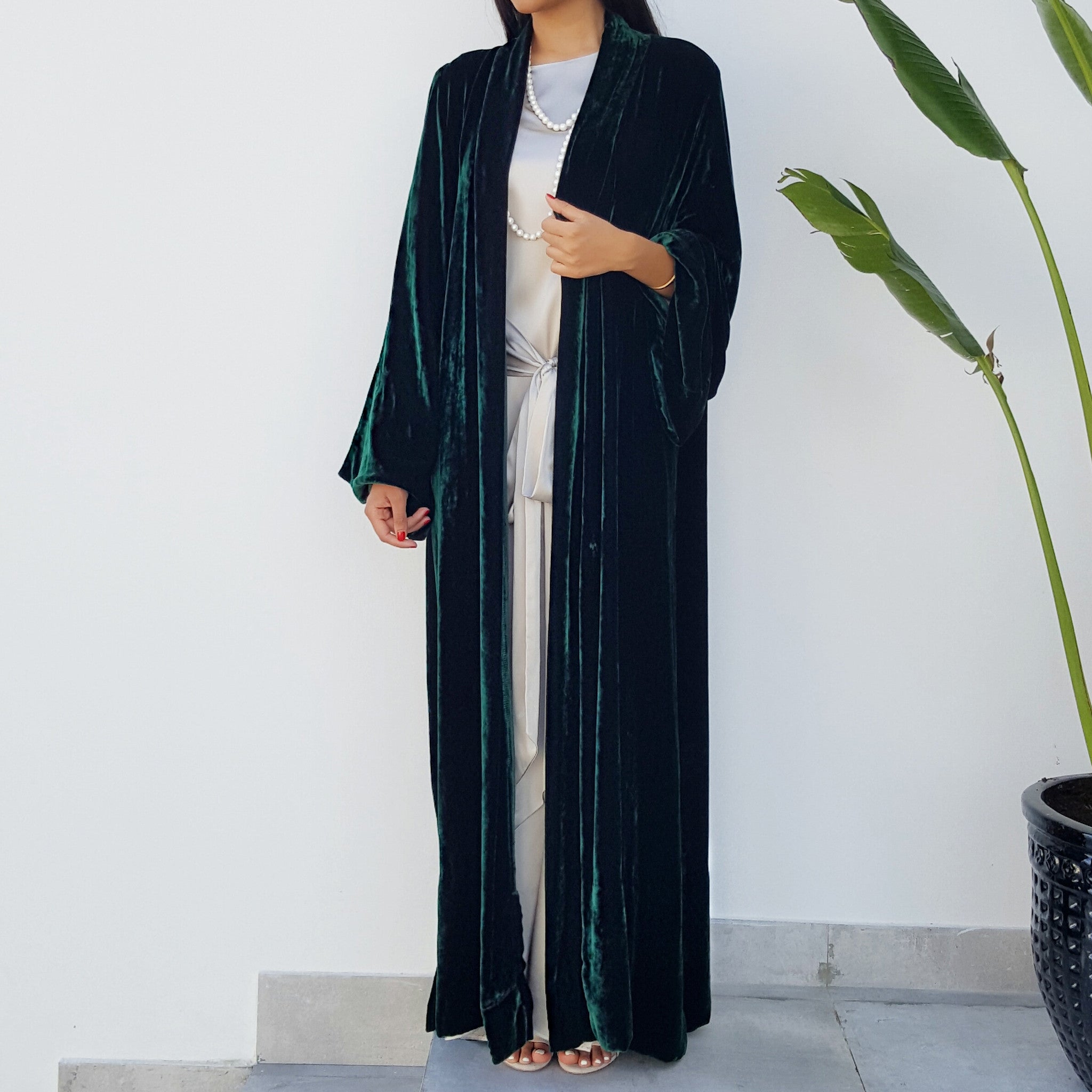Qabeela SS17 Silk Velvet Classic Style Abaya