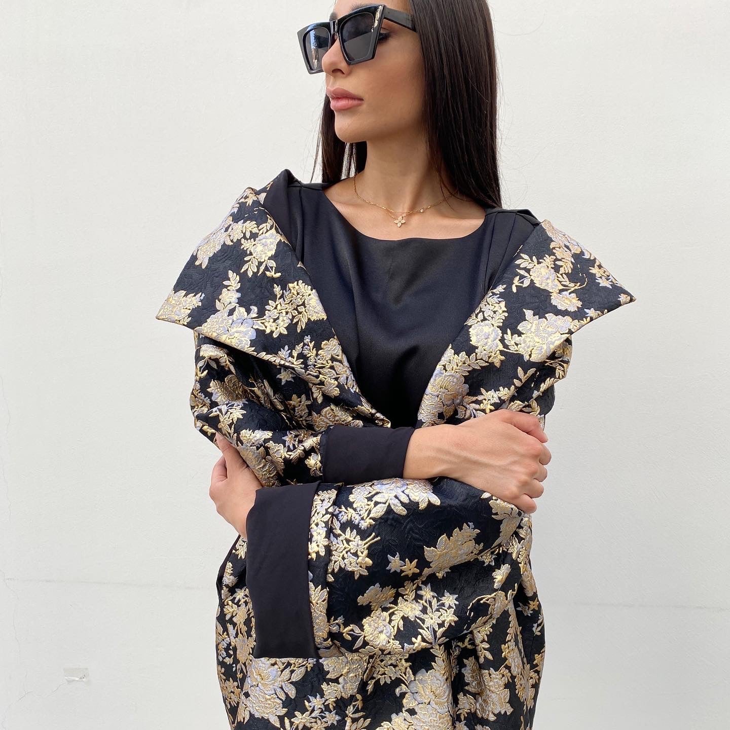 RAM20 PARIS BLACK & GOLD BROCADE LINED OVERCOAT