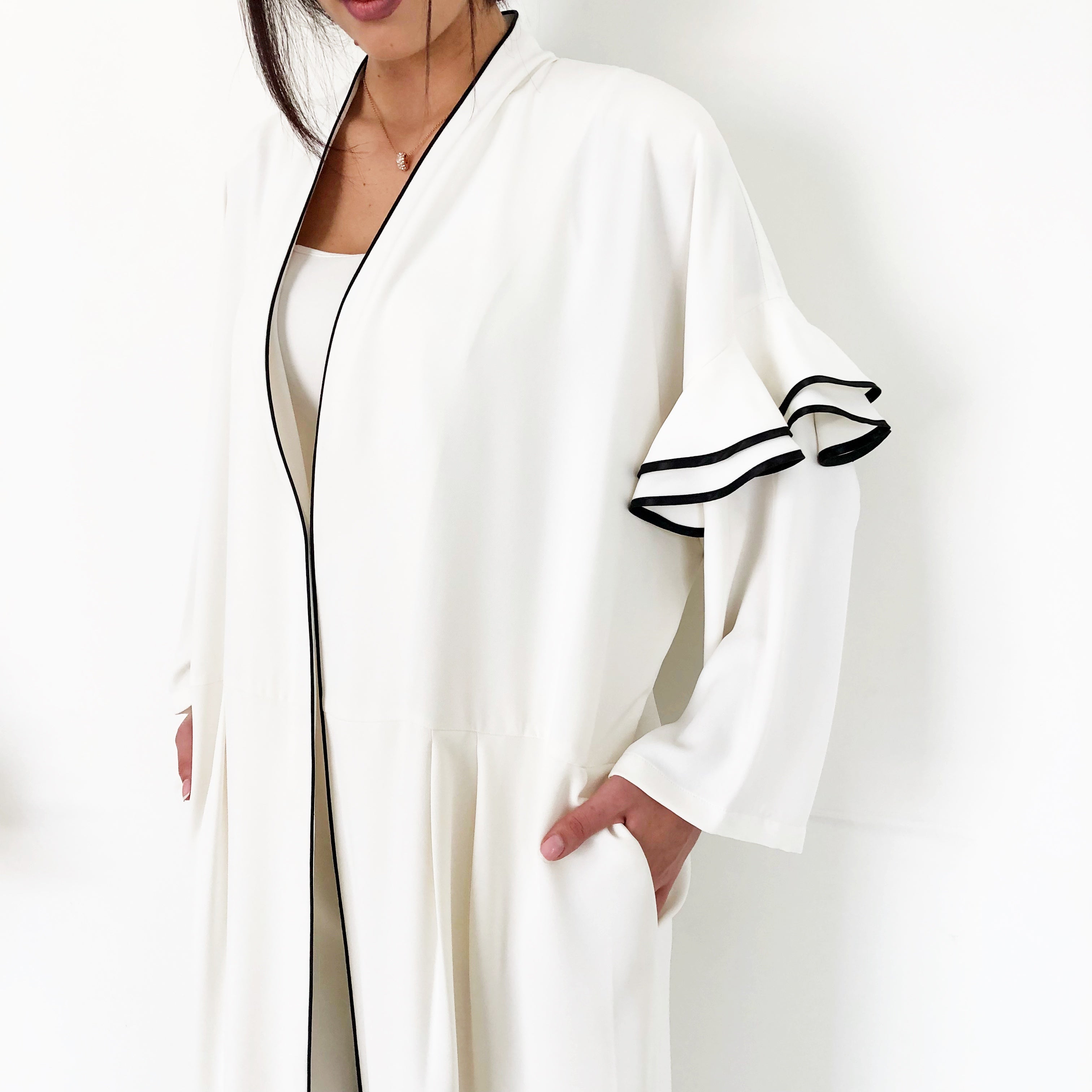 AW18 Off White RUFFLES On One Sleeve