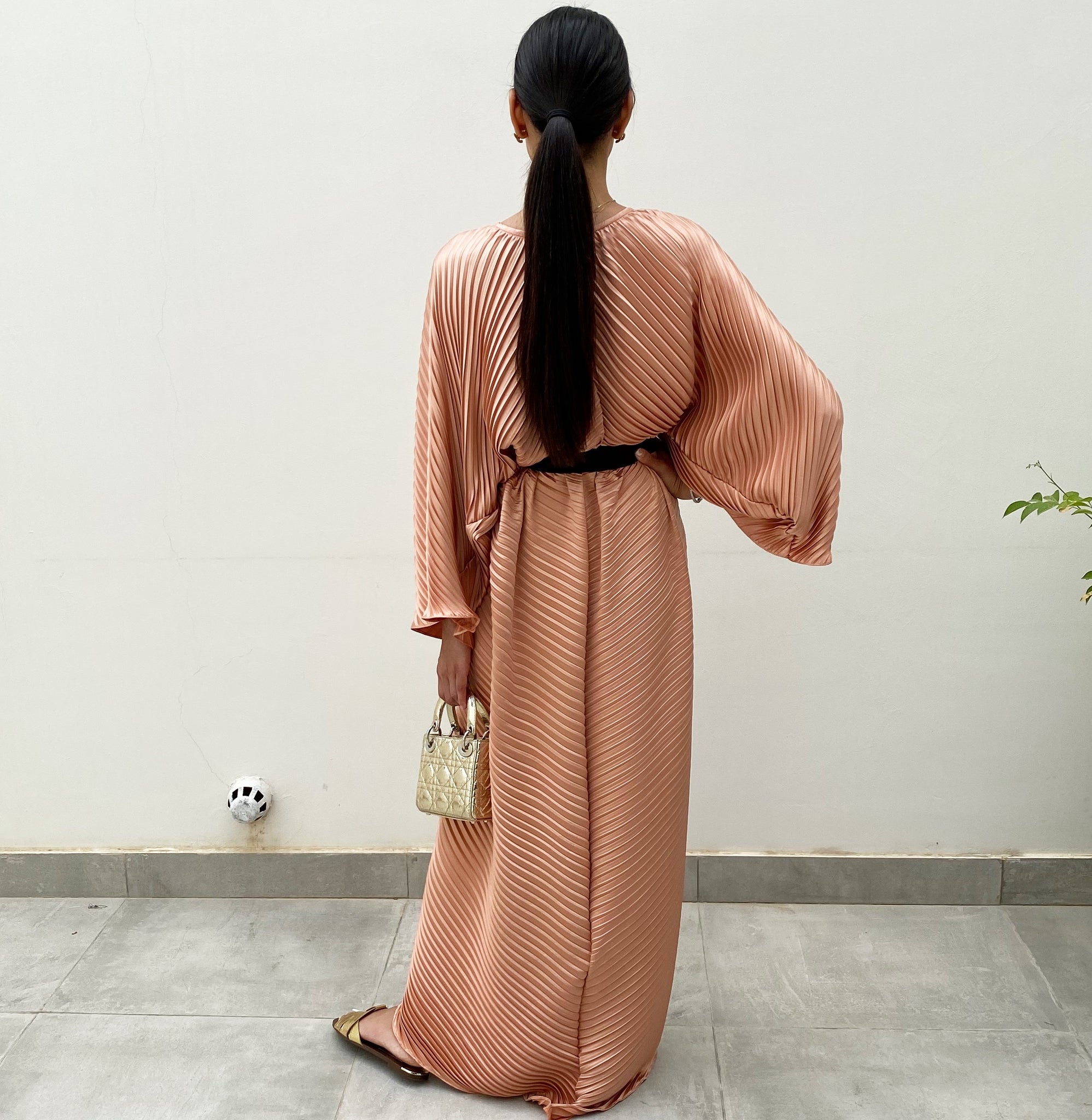 RAM20 CORAL PLEATED KAFTAN WITH CONTRAST BELT