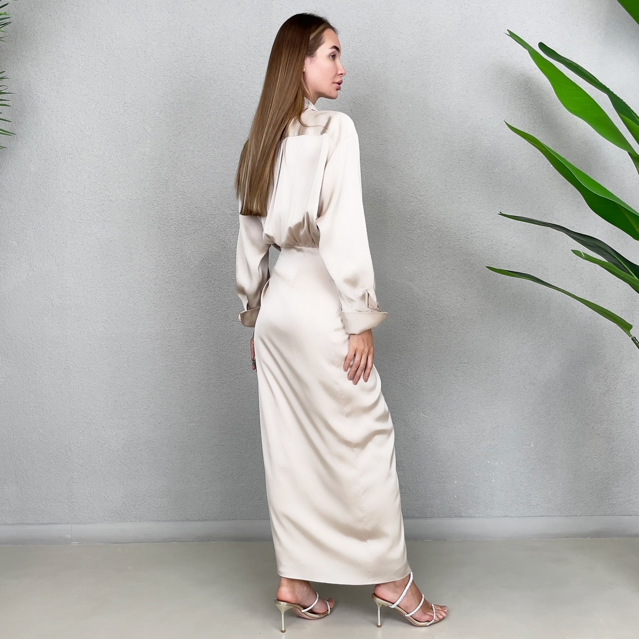 RAM23 NAOMI BEIGE SHIRT WRAP DRESS