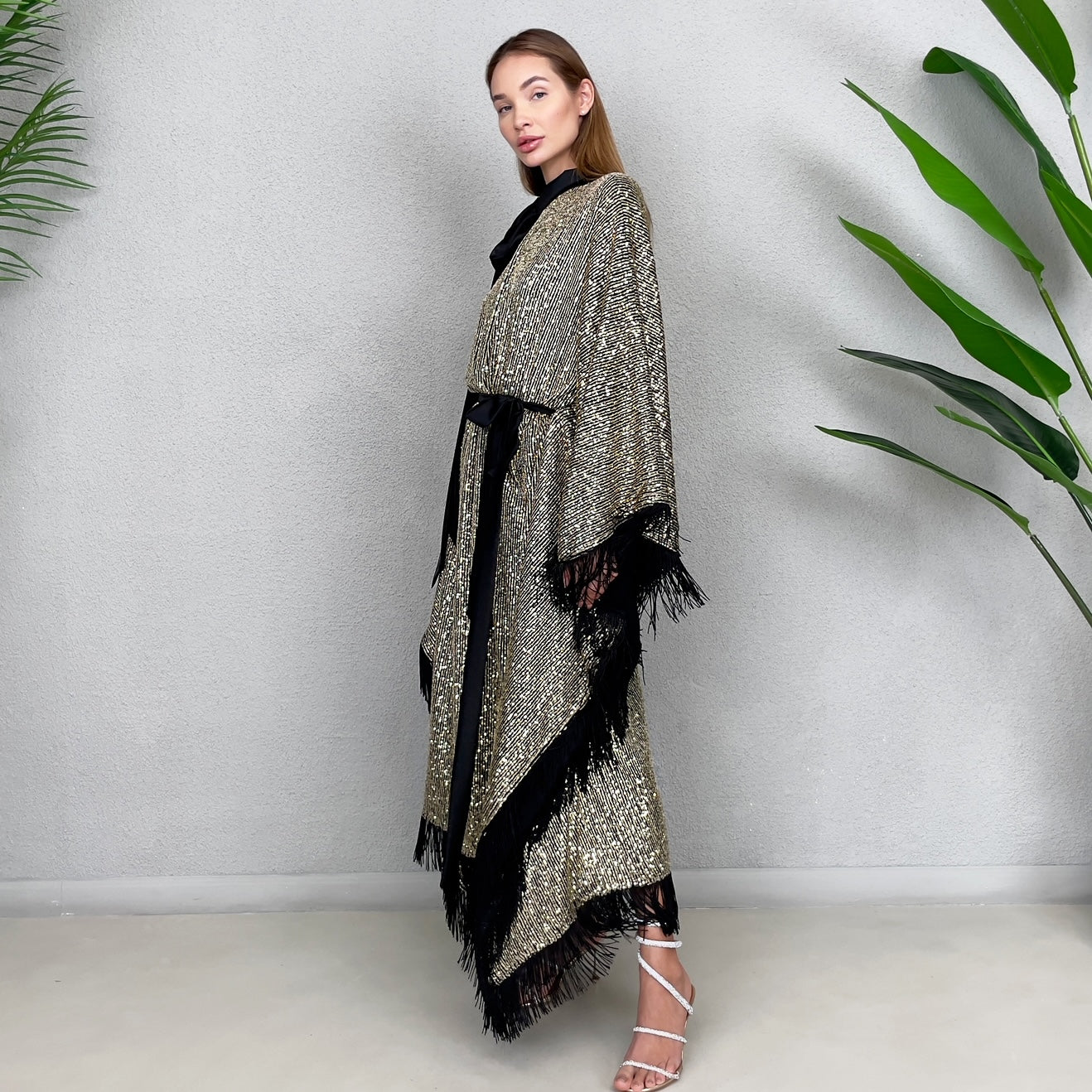 RAM22 GOLD SEQUINS KAFTAN WITH FRINGE