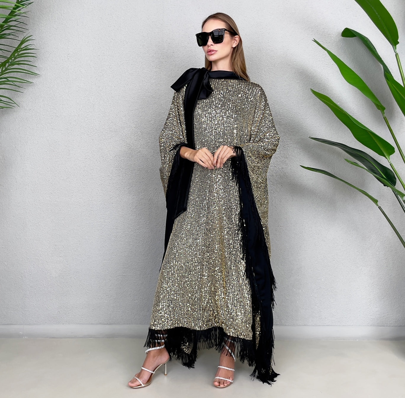 RAM22 GOLD SEQUINS KAFTAN WITH FRINGE