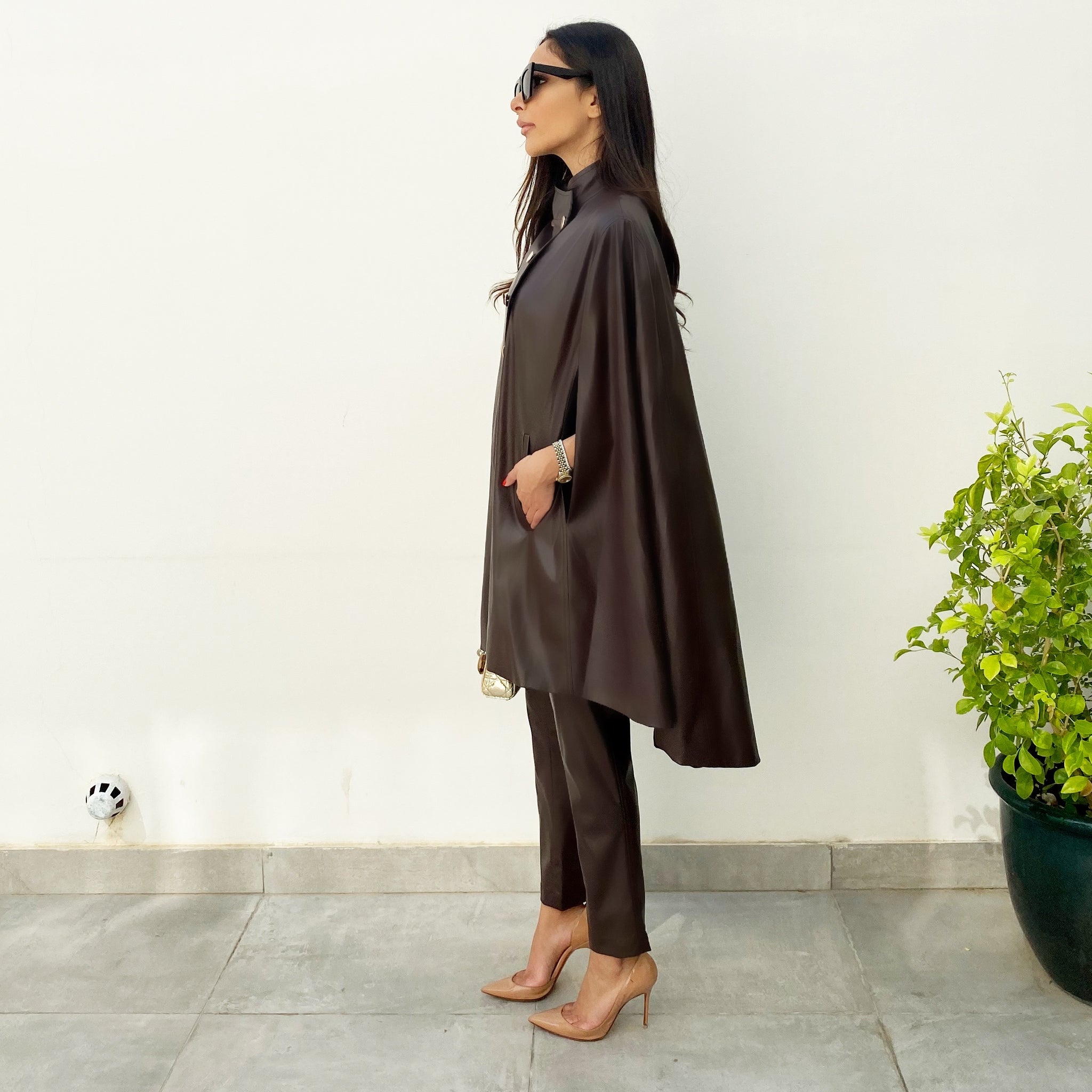 AW19 COFFEE FAUX LEATHER GRADUATED SHORT CAPE