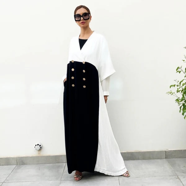 MONOCHROME ABAYA WITH WHITE