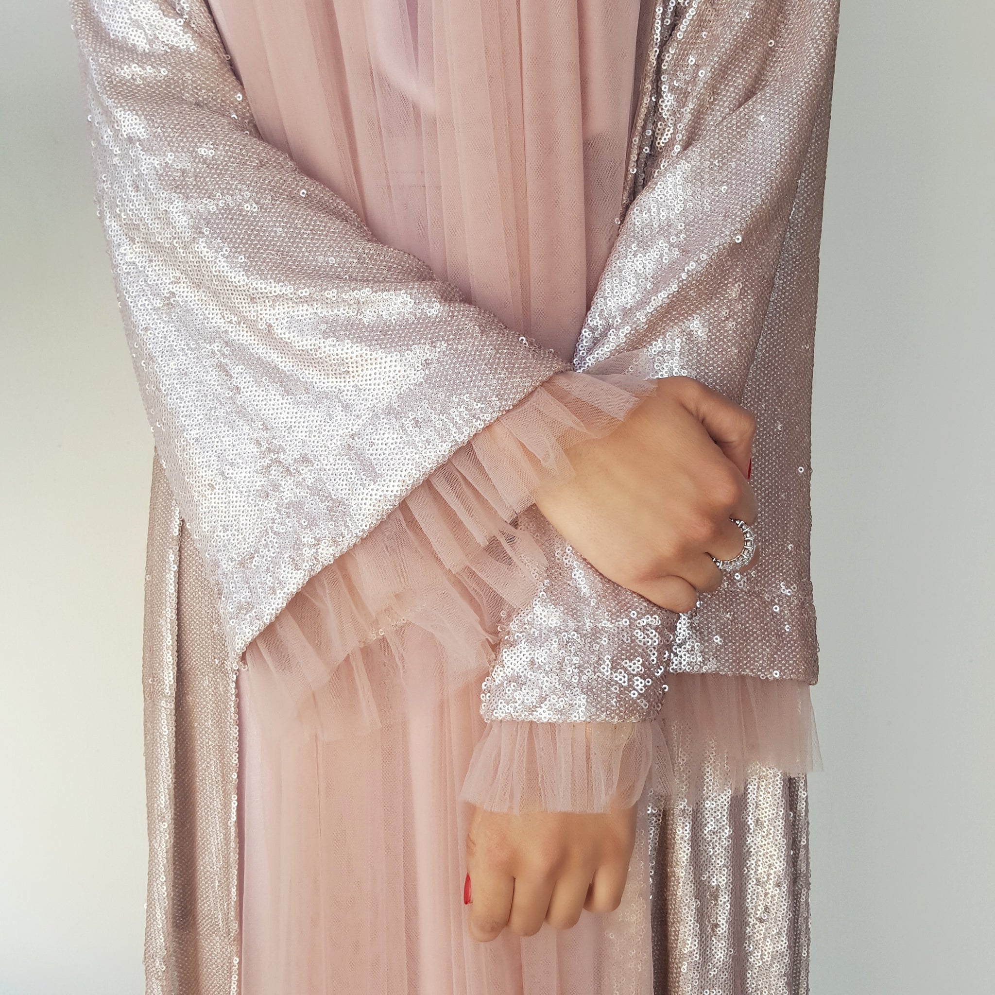 SS18  PINK SEQUINS EVENING  ABAYA WITH GATHERED TULLE