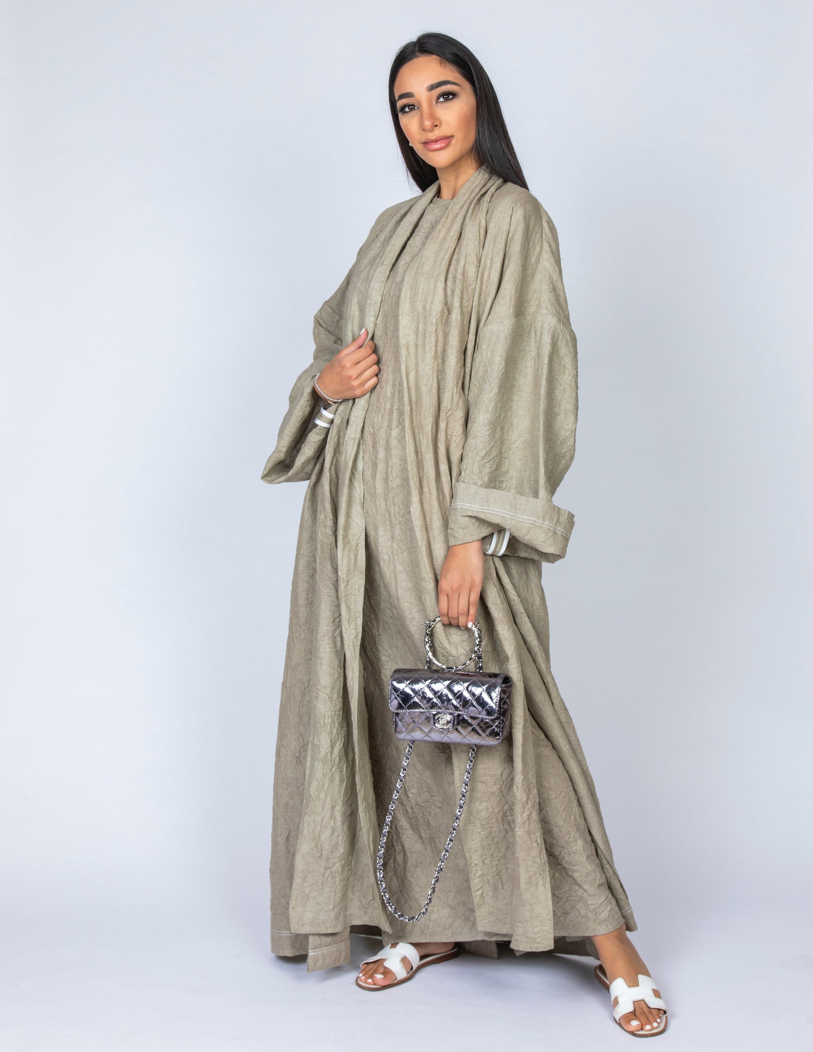 SS20 ORGANIC CRUSHED LINEN MOSS GREEN ABAYA