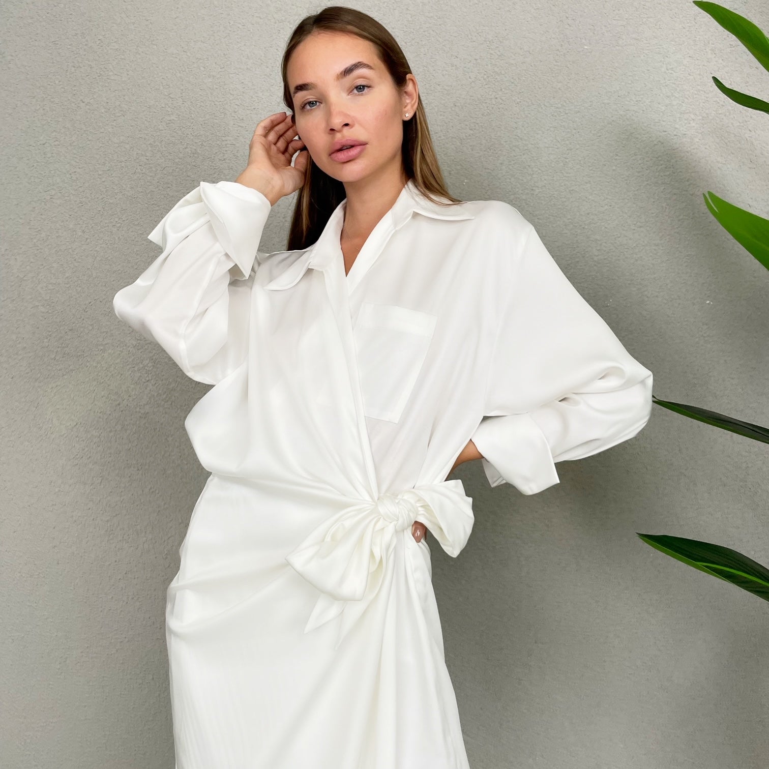 RAM23 NAOMI WHITE SHIRT WRAP SATIN DRESS