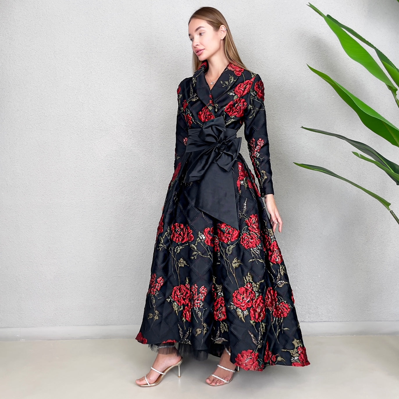 RAM23 MARIE RED ROSES BROCADE DRESS