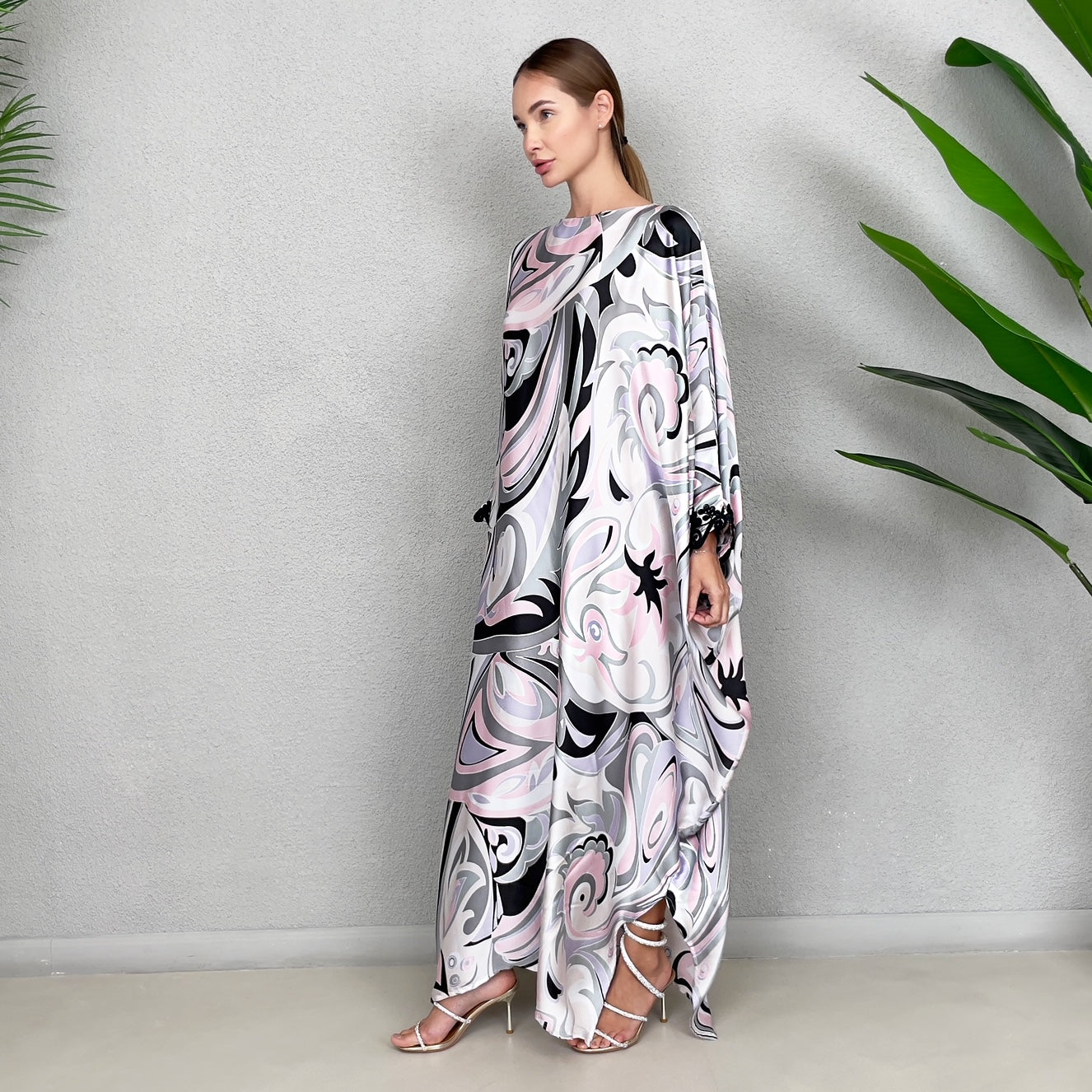 RAM23 LOLA PURPLE 70S SATIN PRINT KAFTAN