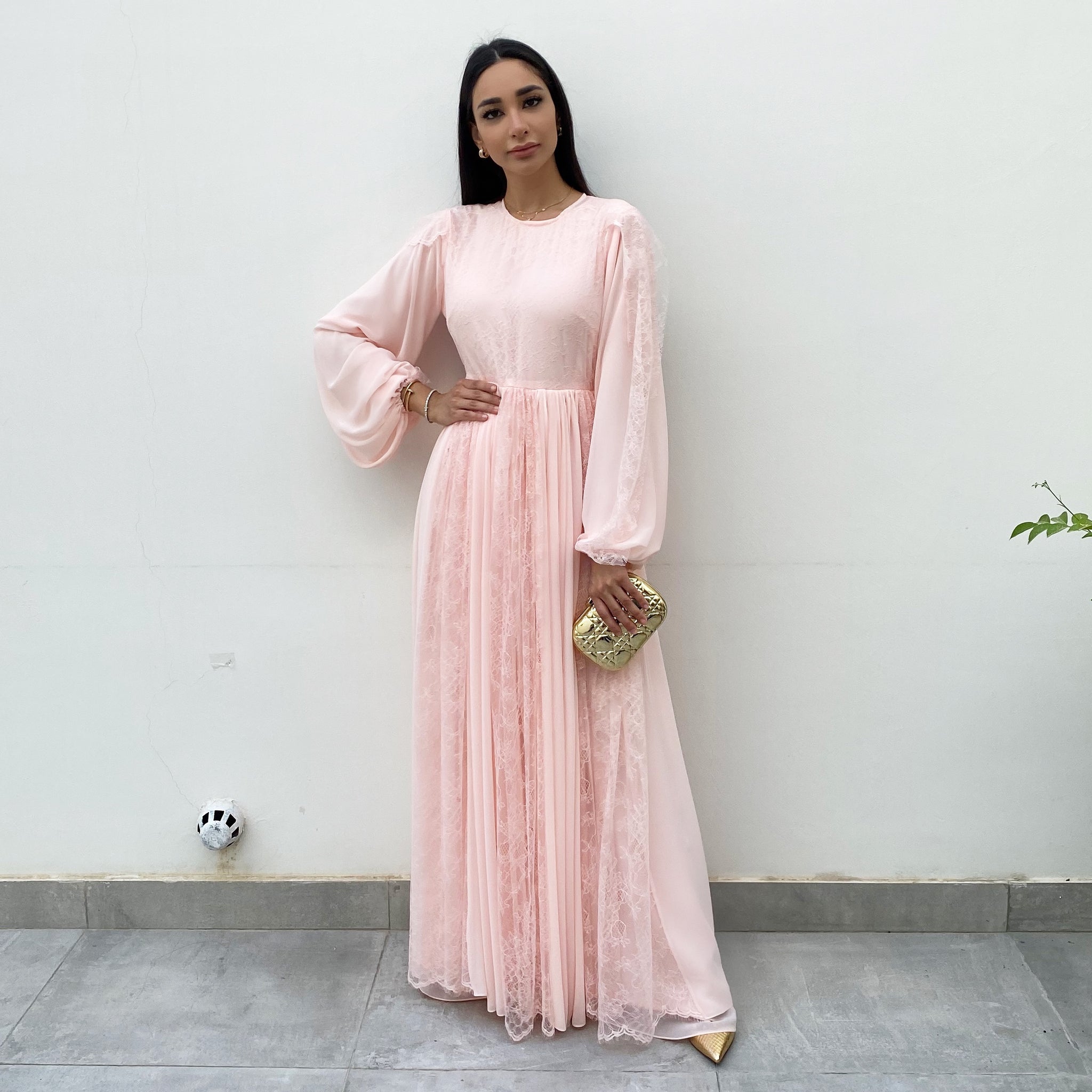 RAM20 ROSE GEORGETTE & CHANTILLY LACE MAXI DRESS