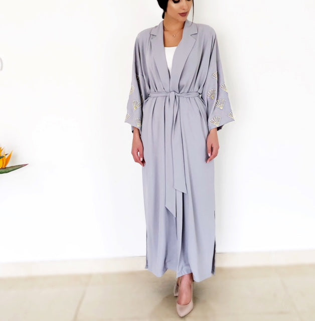 AW18 GREY 9 FANS ABAYA
