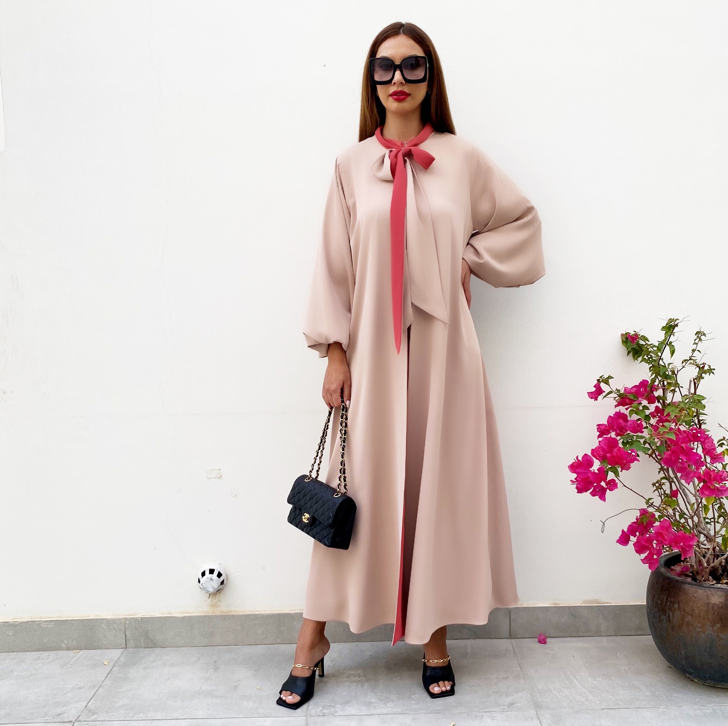 BELLA REVERSIBLE BOW TIE ABAYA